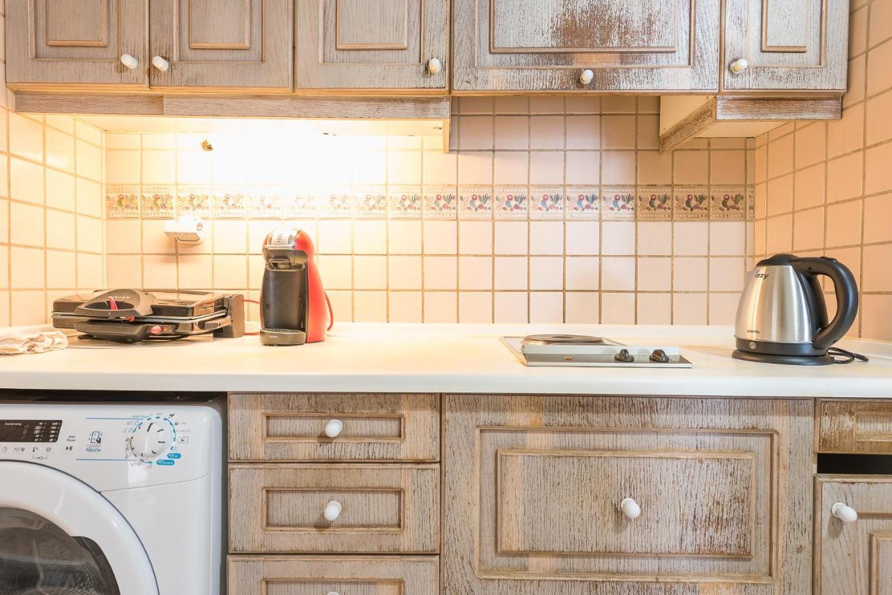 Victoria Capitan Apartments Афины Экстерьер фото